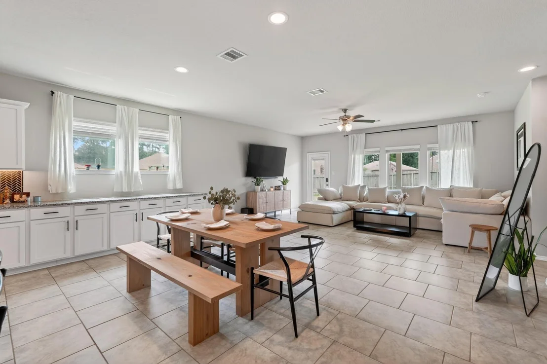 Photo of 14077 Sharktooth Hill Lane