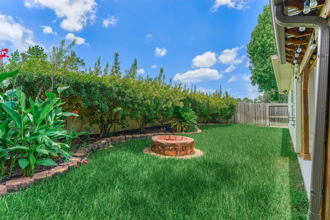 Photo of 6835 Autumn Rain Lane