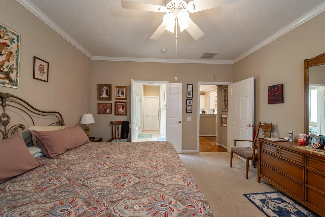 Photo of 5230 Sandyfields Lane