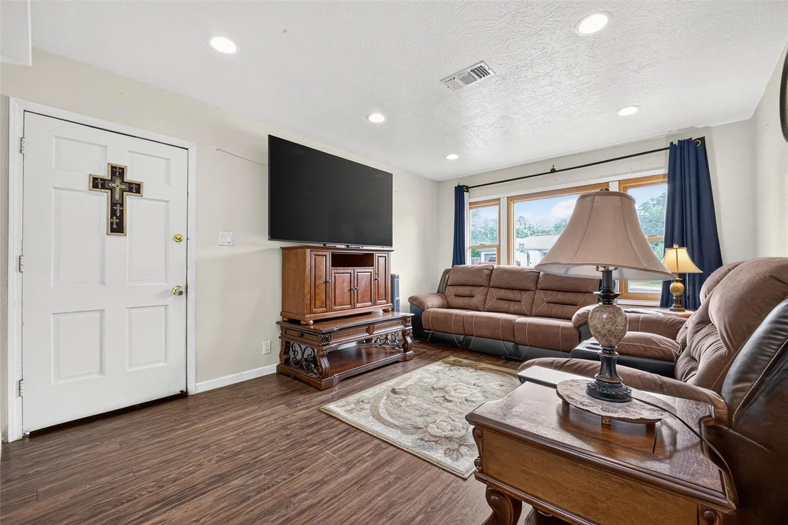 Photo of 306 Tilden Drive