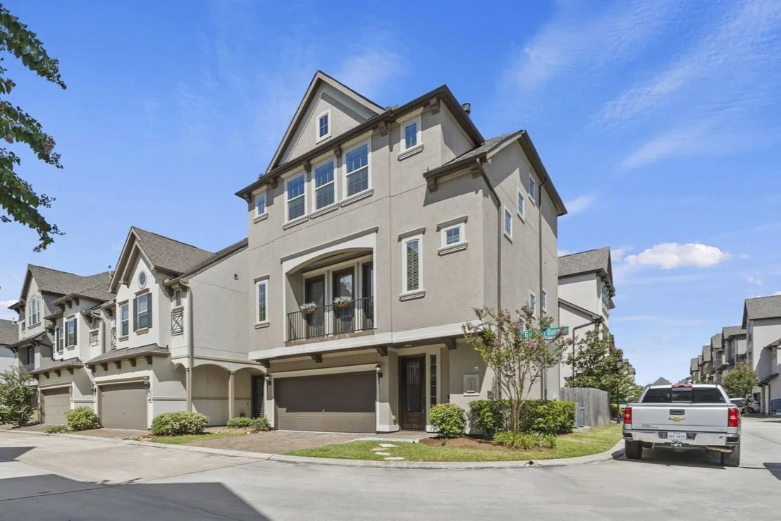 Photo of 1506 Grayson Oaks Place