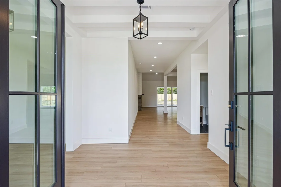 Photo of 3134 W Tower