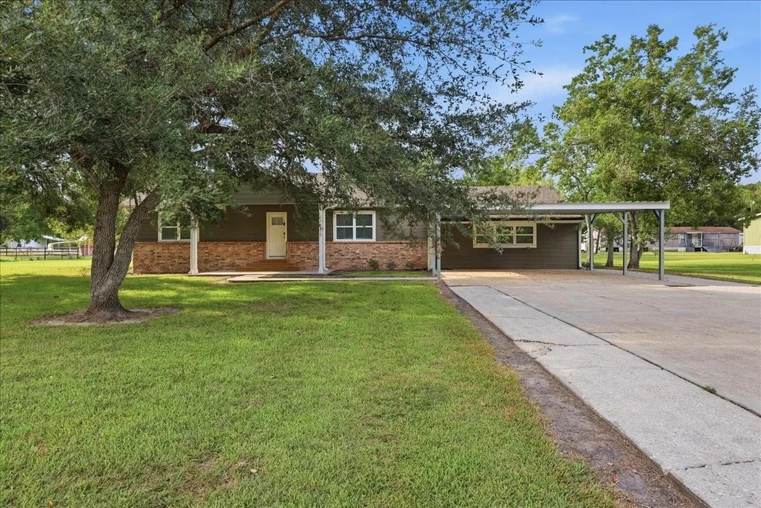 Photo of 11565 Greenway Drive