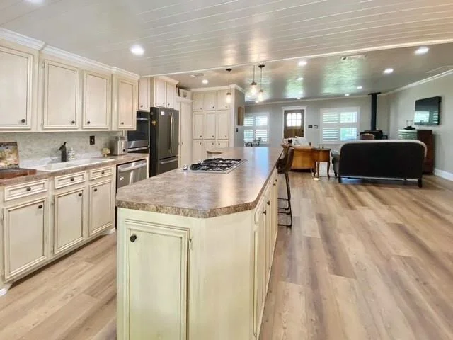 Photo of 12220 Shepard Hill Road