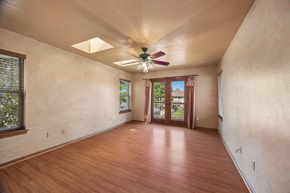 Photo of 1835 Raintree Circle