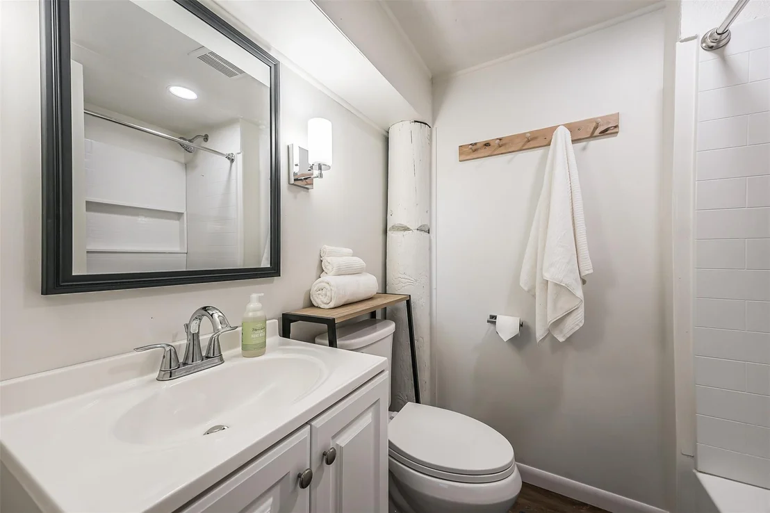Photo of 801 Seashell Drive