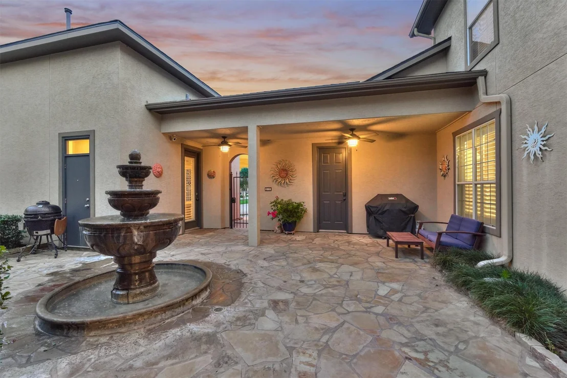 Photo of 11560 Grand View Drive