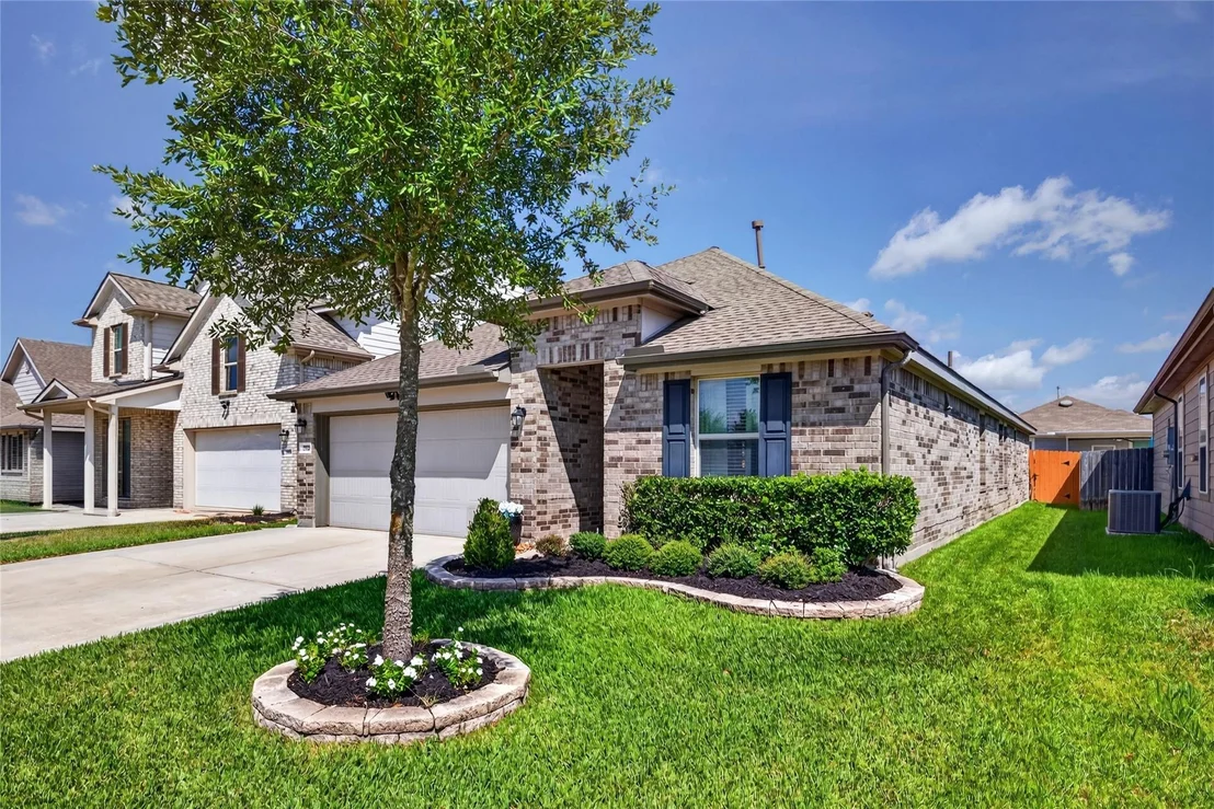 Photo of 25526 Rancho Espirito Lane