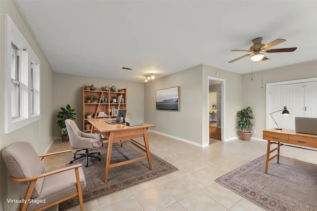 Photo of 1327 Hodges Lane
