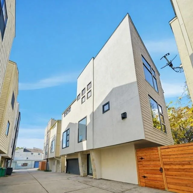 Photo of 906 Reinerman Street