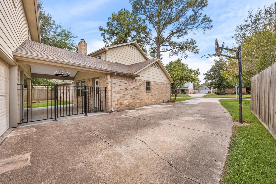 Photo of 17806 Cypress Spring Drive