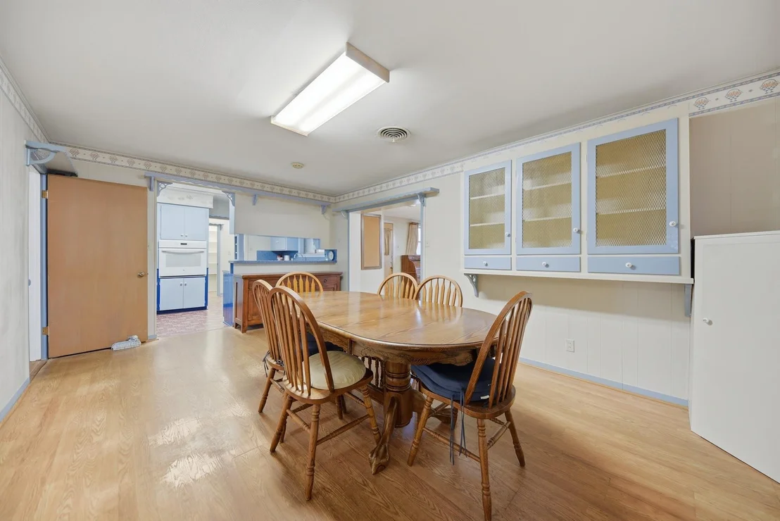Photo of 1006 Top Hill Drive