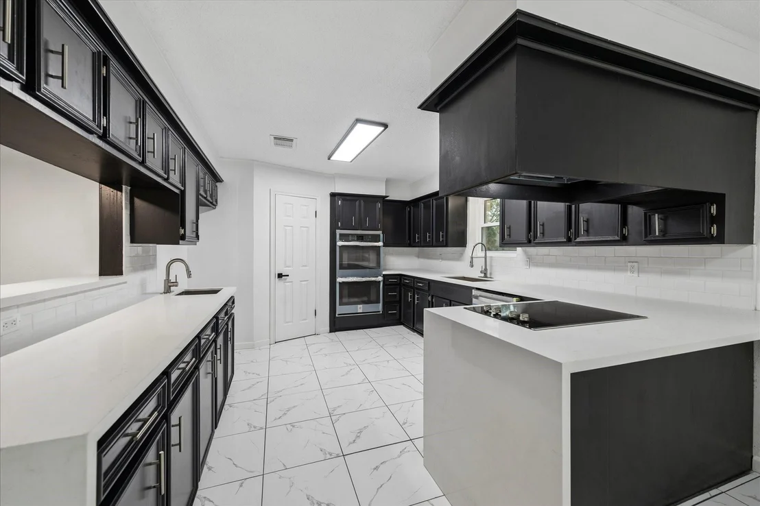 Photo of 210 Weeping Oak Lane