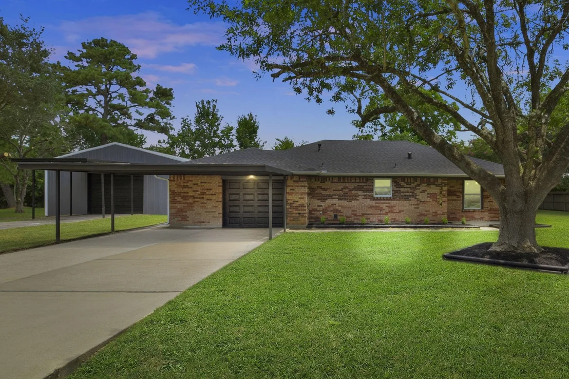 Photo of 3814 Hardin Road