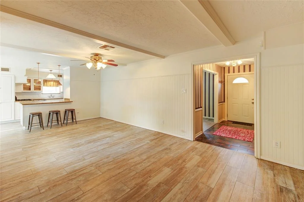 Photo of 22211 Bucktrout Lane