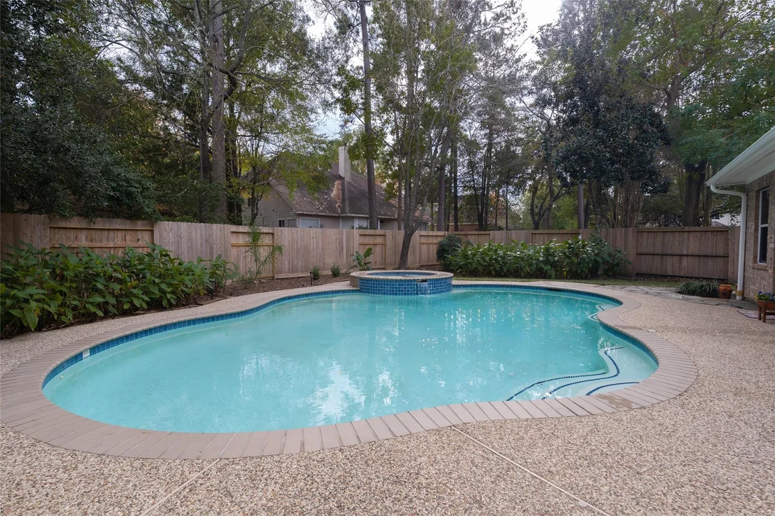Photo of 150 Goldenvine Court