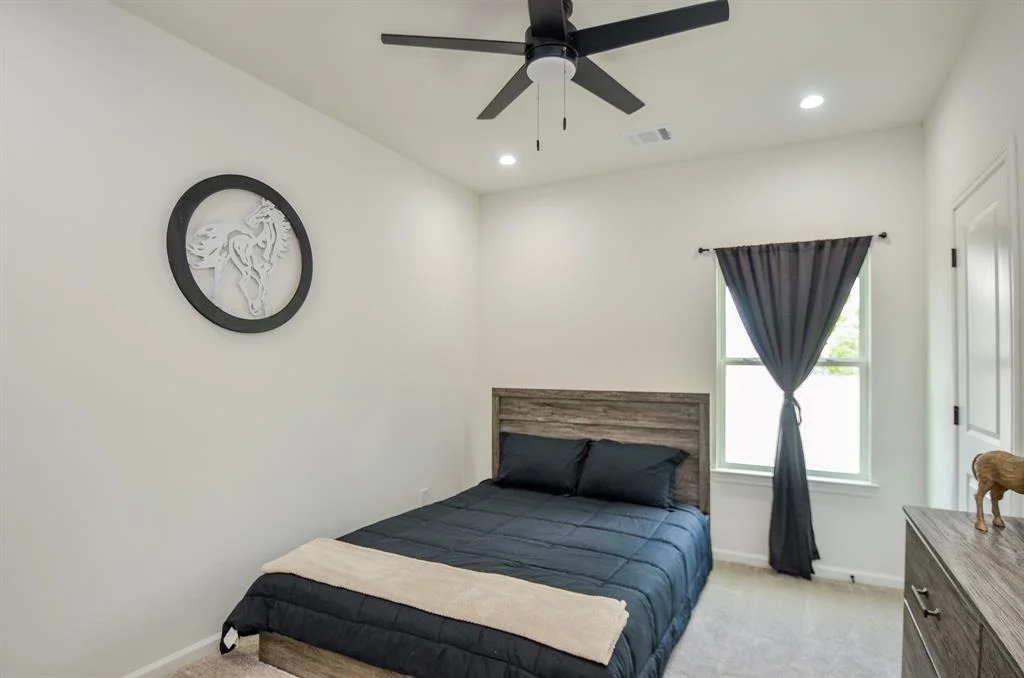 Photo of 7433 Hezekiah Lane