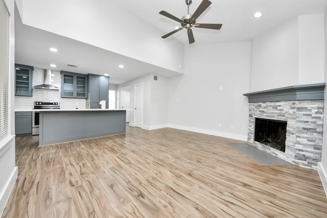 Photo of 10265 Field Stone Drive