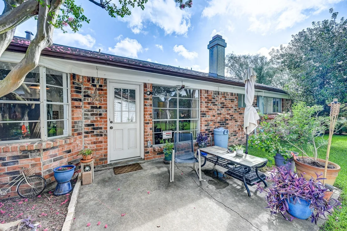 Photo of 12211 Plumpoint Drive