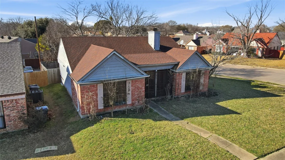 Photo of 815 Apache Drive