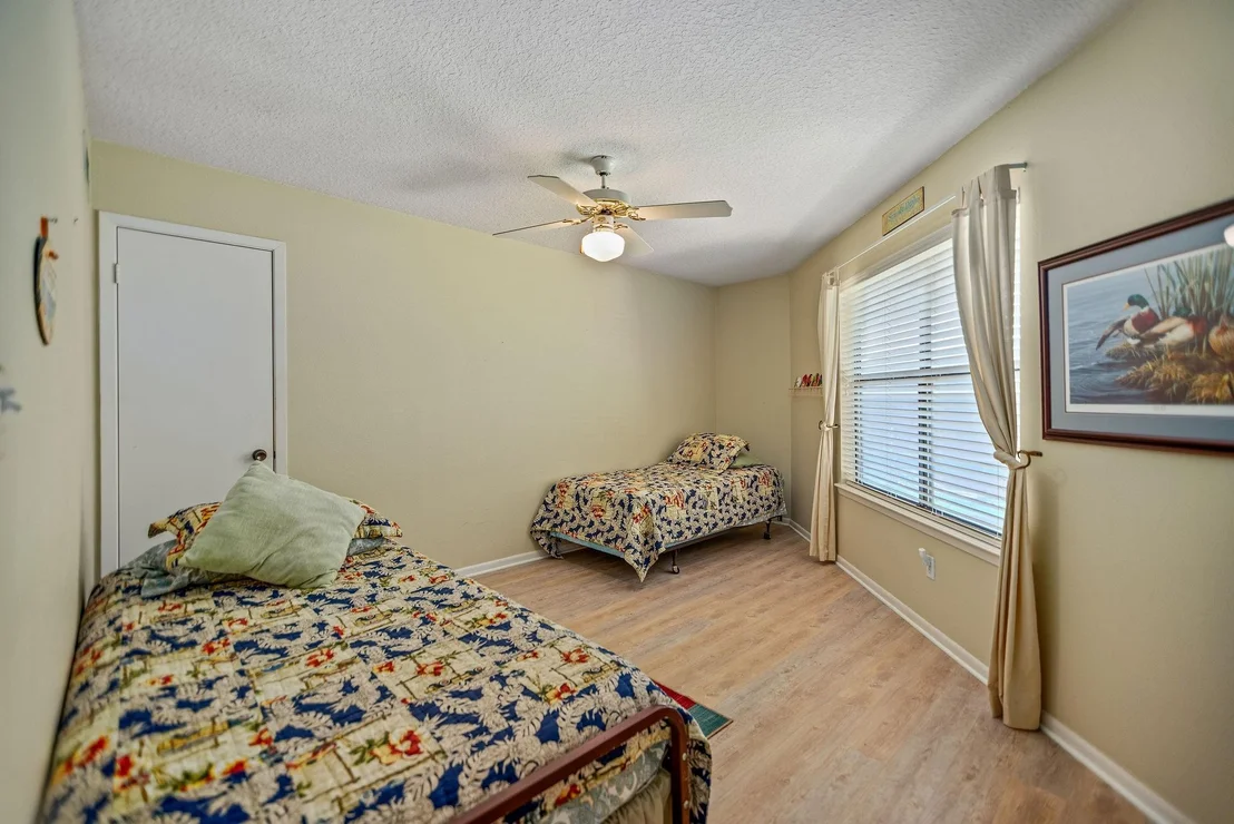 Photo of 129 Selkirk Drive