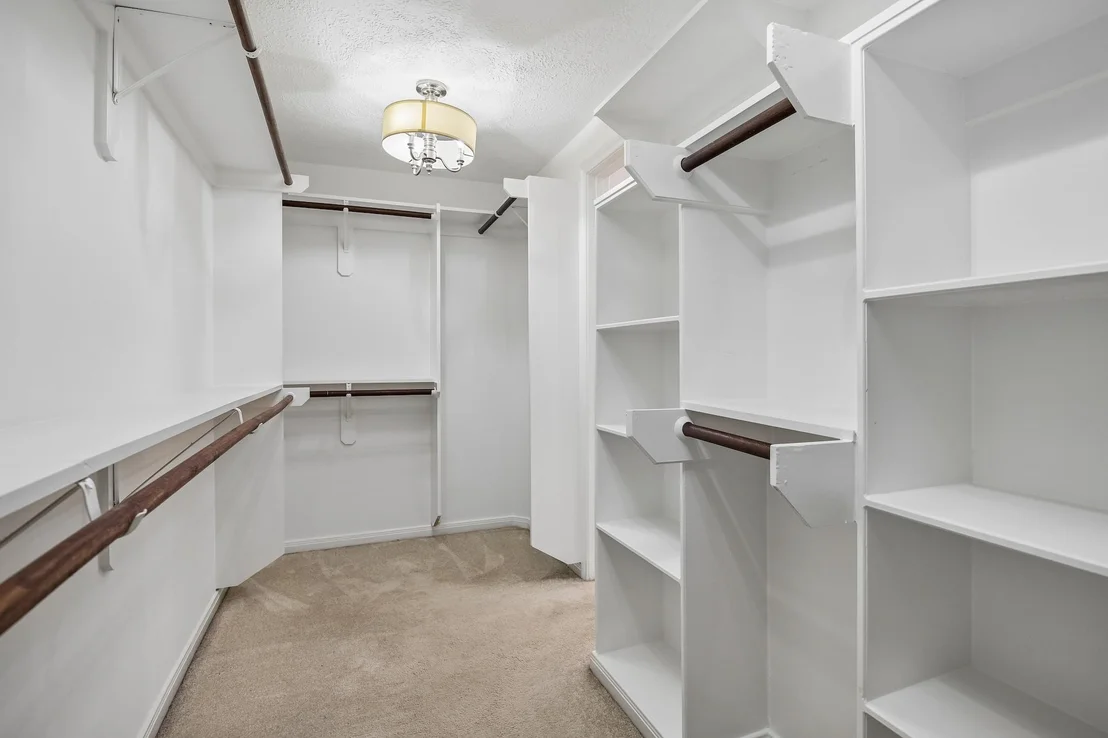 Photo of 9718 Oxted Lane