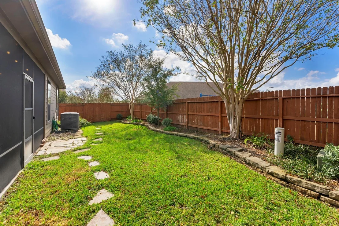 Photo of 29501 Salem Fields Drive