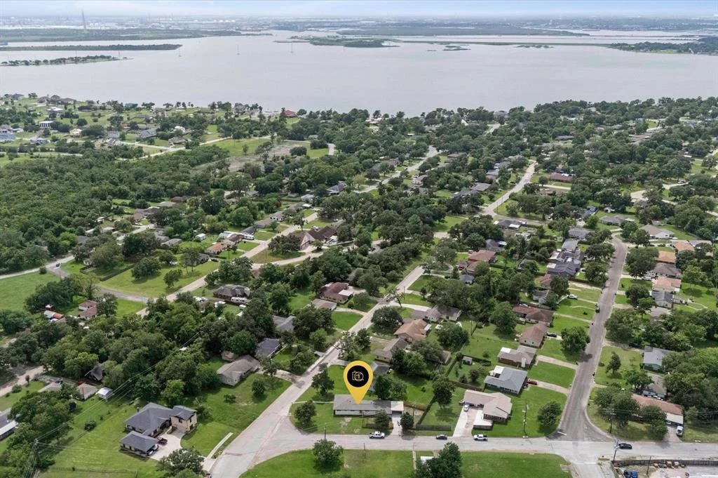 Photo of 200 Burnett Drive