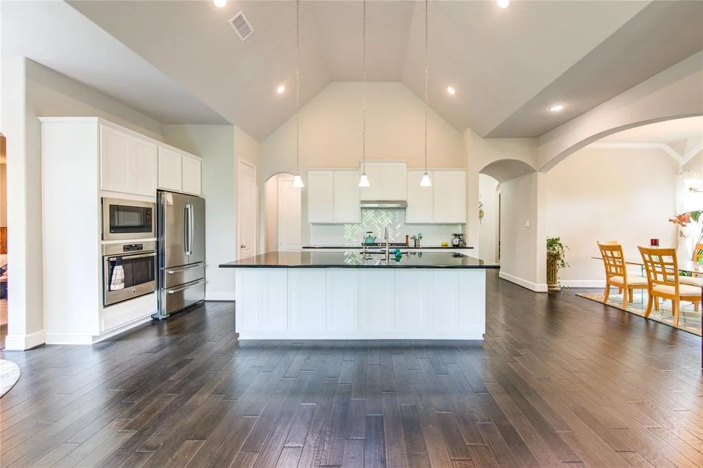 Photo of 4835 Legend Creek Drive