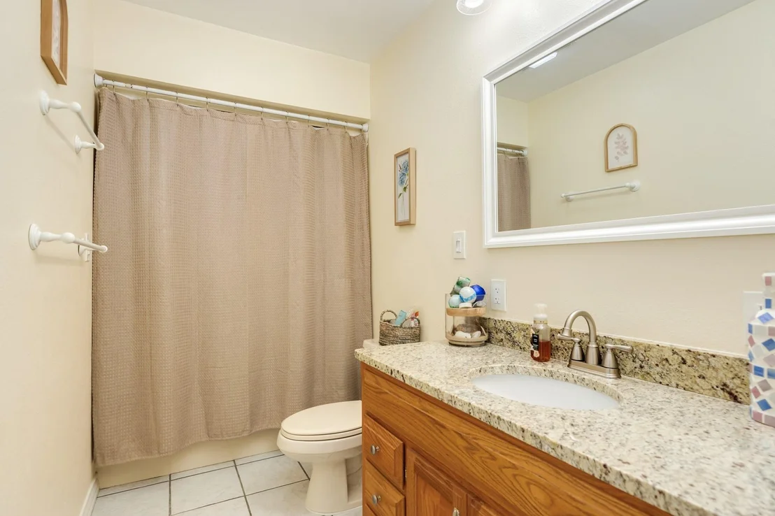 Photo of 41 Robinhood Lane