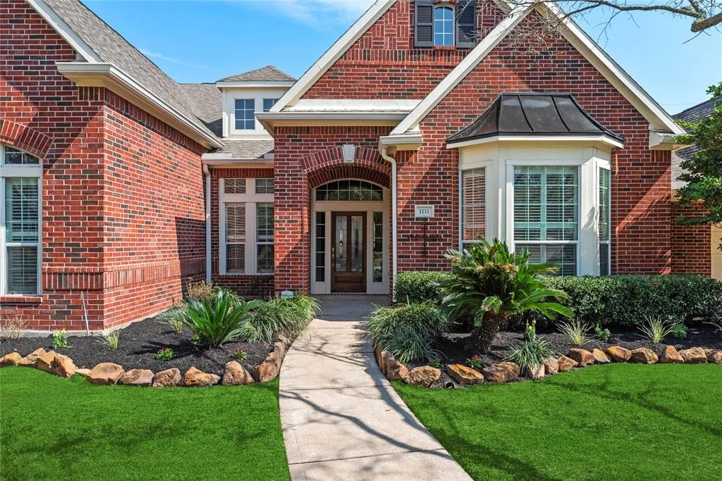 Photo of 1111 Lake Grayson Drive