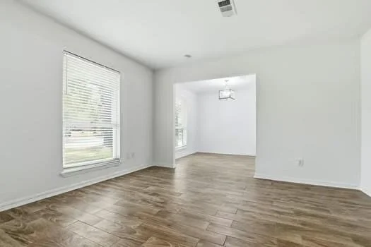Photo of 703 Reseda Drive