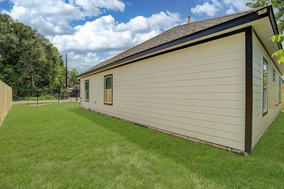 Photo of 5919 Rietta Street