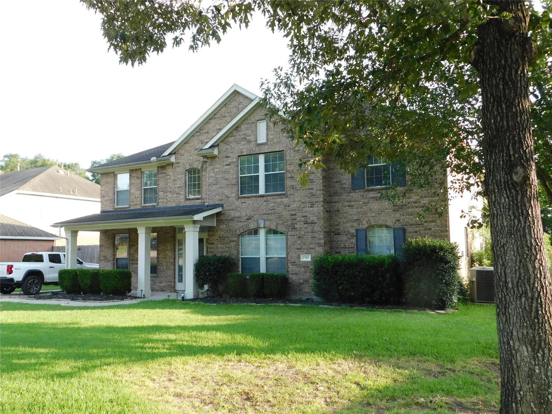 Photo of 1703 Summergate Drive