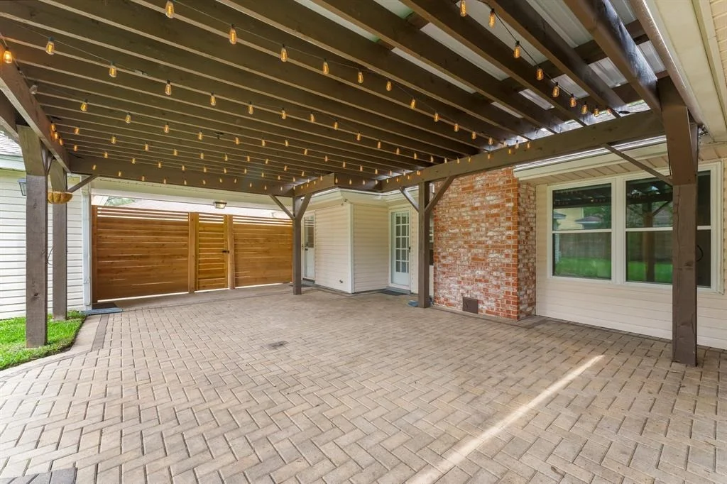 Photo of 3914 Cypress Lake Drive