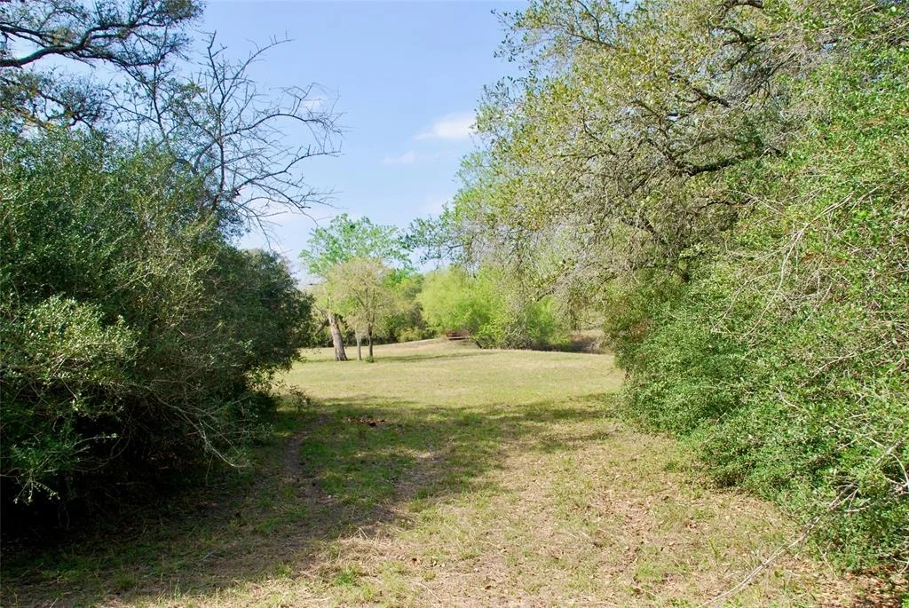 Photo of 1801 County Road 381