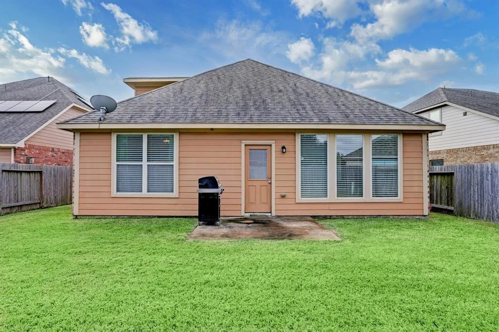 Photo of 250 Bayside Crossing Drive