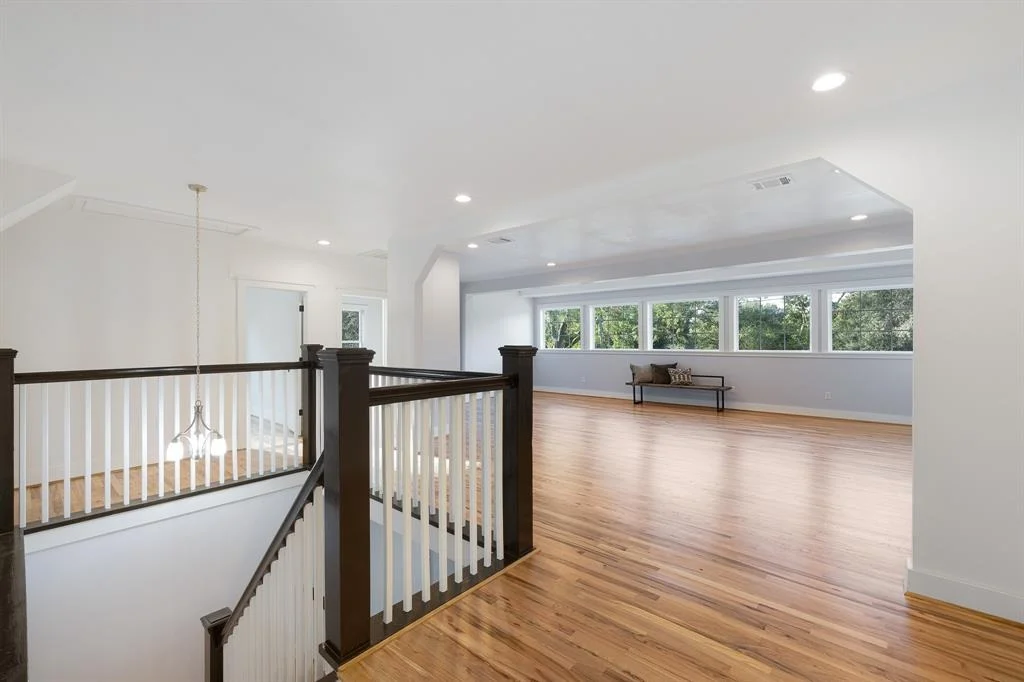 Photo of 104 W State Street