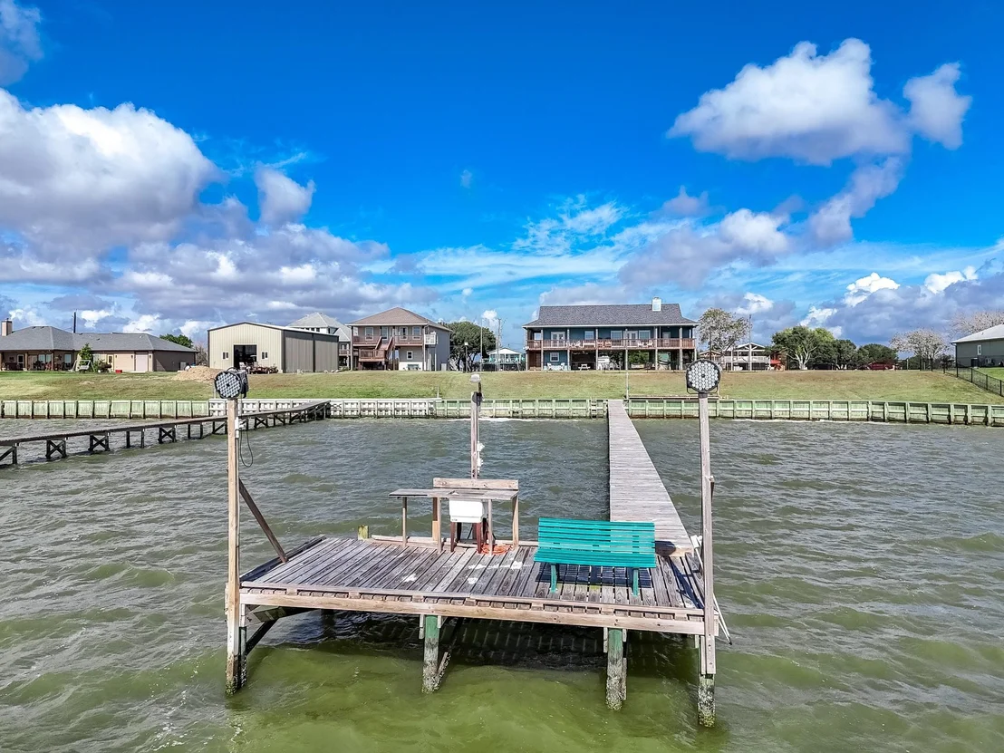 Photo of 1504 W Bayshore Drive