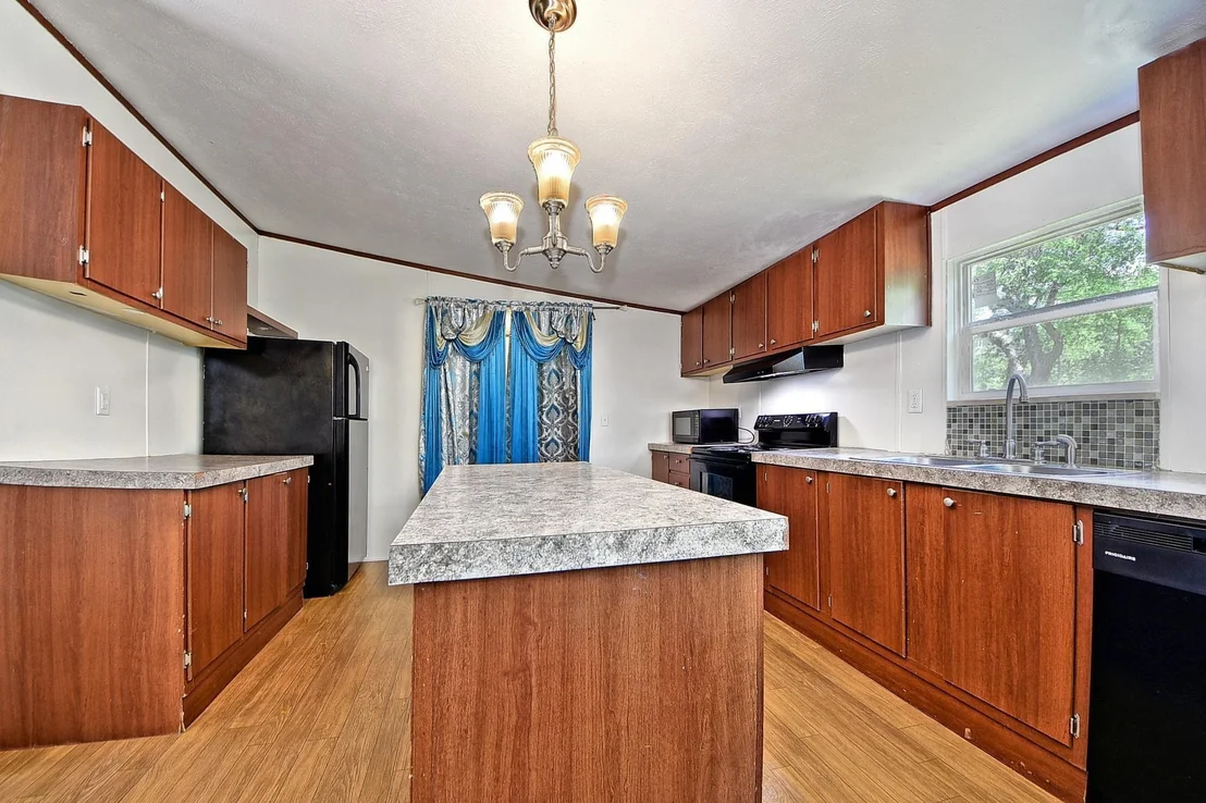 Photo of 317 River Road
