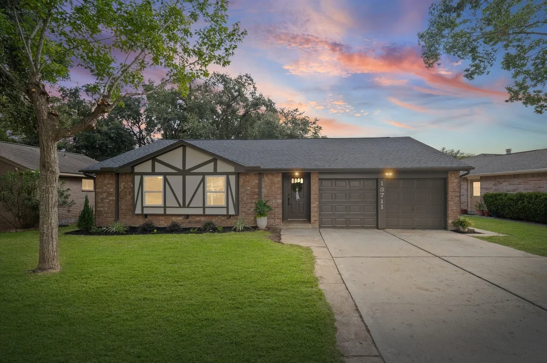 Photo of 13711 Cologne Drive