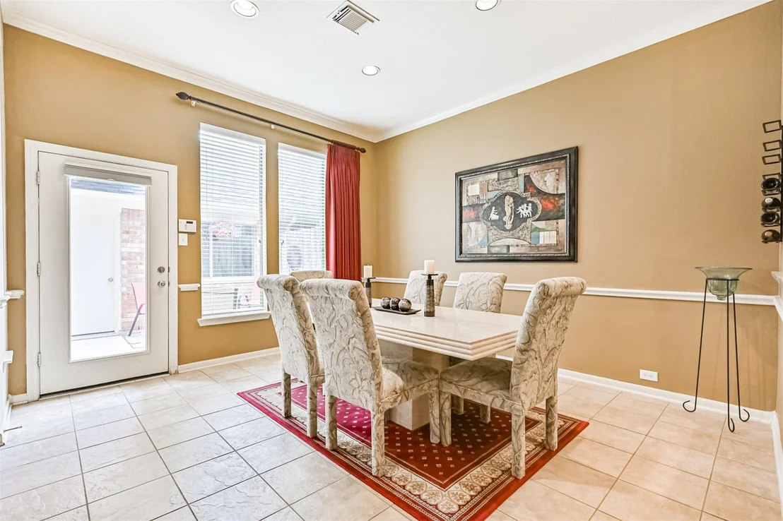 Photo of 3318 Silverbrook Lane