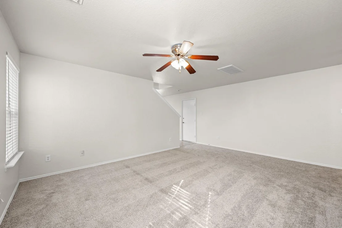 Photo of 11422 Log Cabin Lane