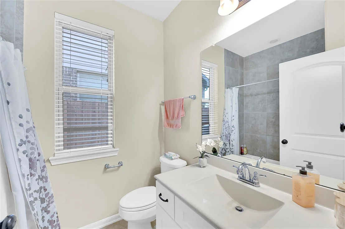 Photo of 8927 Summer Iris Trail