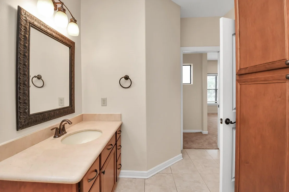 Photo of 1611 Lynnview Drive