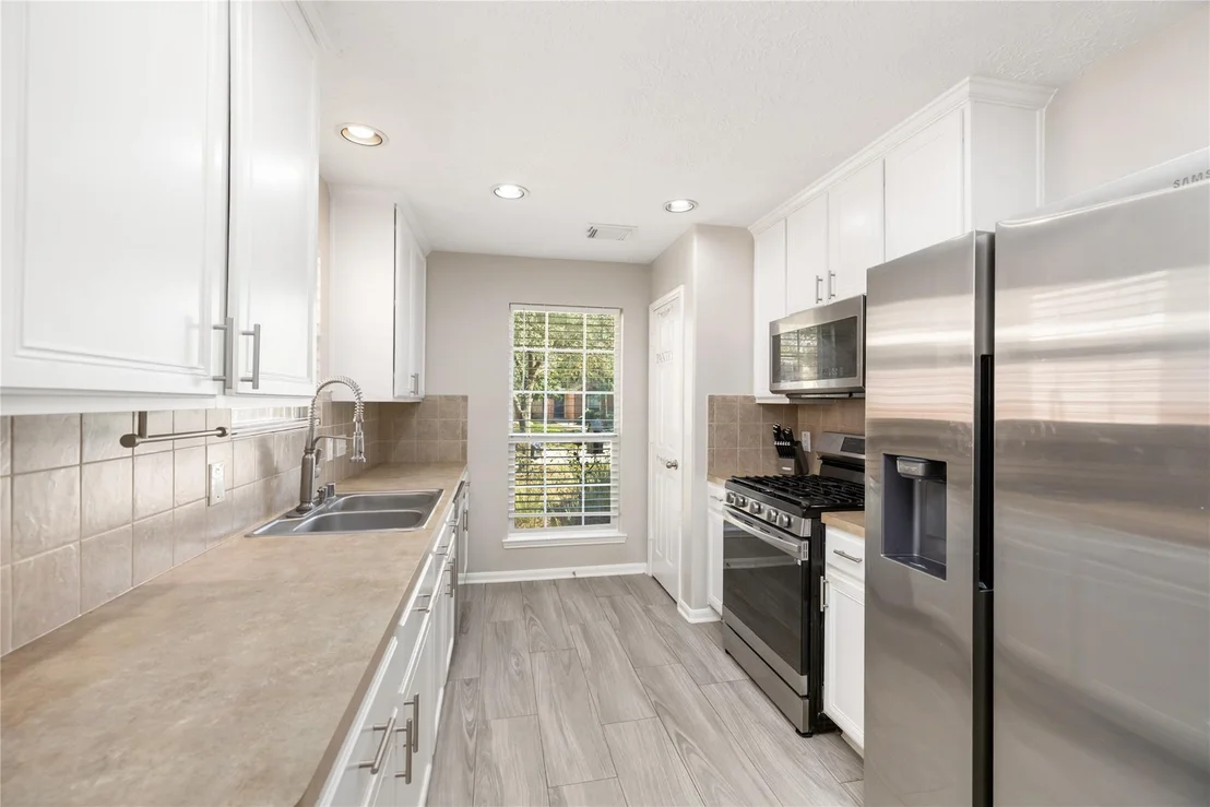 Photo of 2435 Colonial Springs Lane