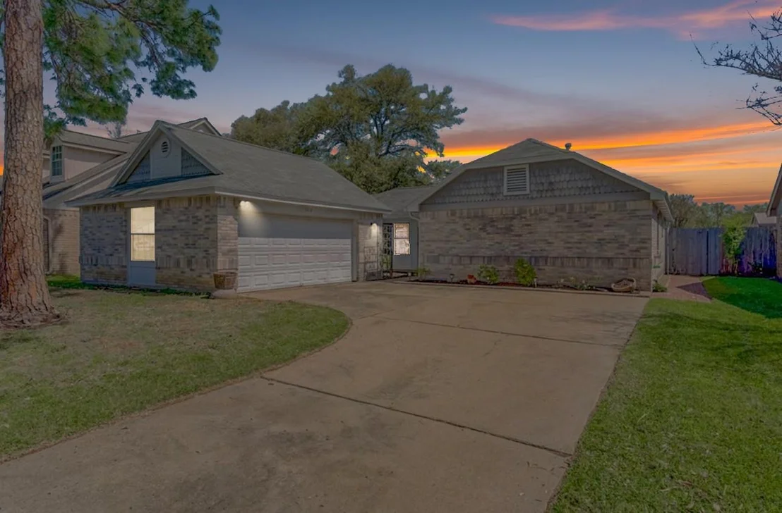 Photo of 3210 Windmoor Drive