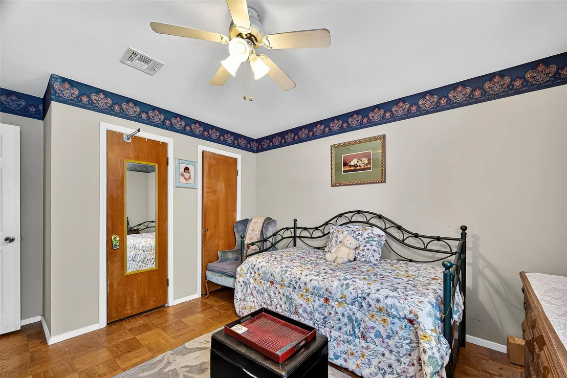 Photo of 6014 Dawnridge Drive