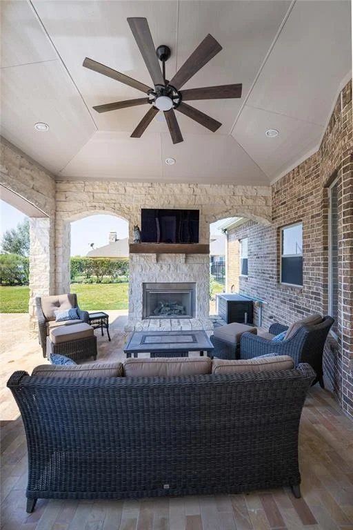 Photo of 20719 Fairhaven Crossing Drive