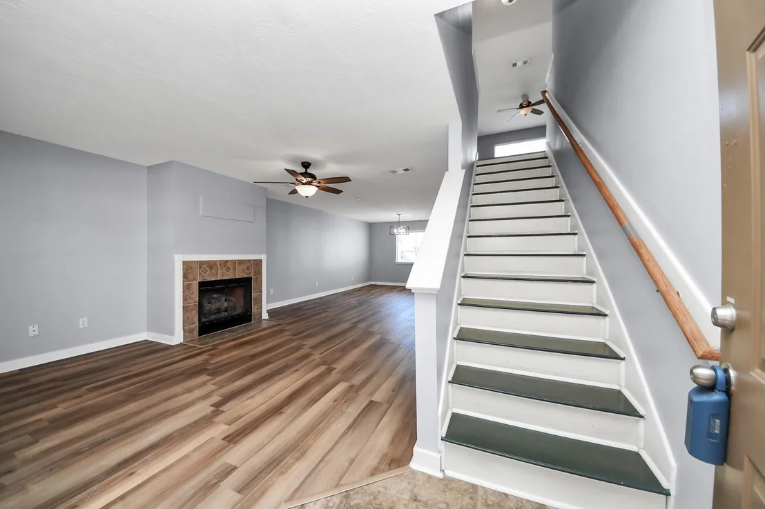 Photo of 18135 Gravenhurst Lane